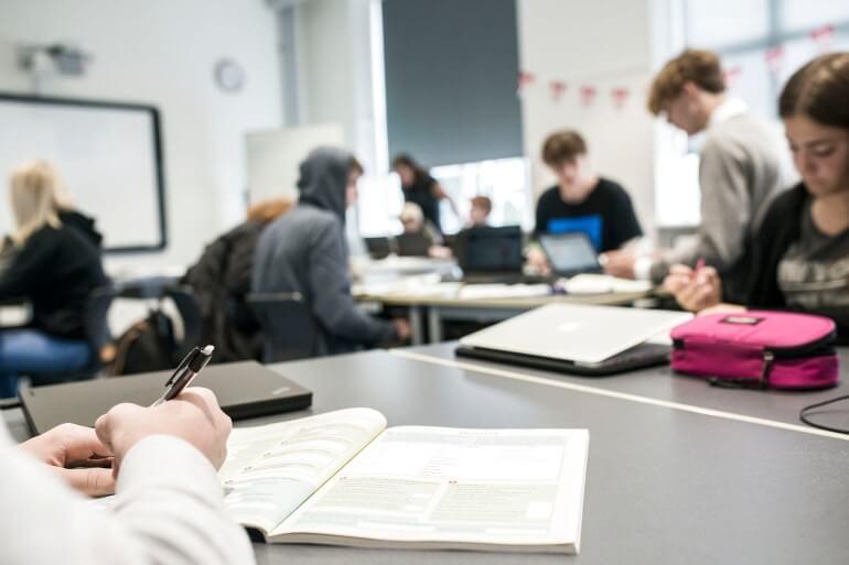 Elever i Esbjerg får kortere skoledage