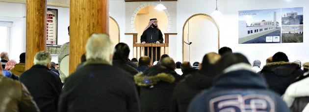 Imamens religiøse budskab er skadelig for integrationen
