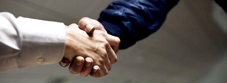 Kommunale håndtryk kan blive stopklods for statsborgerskaber