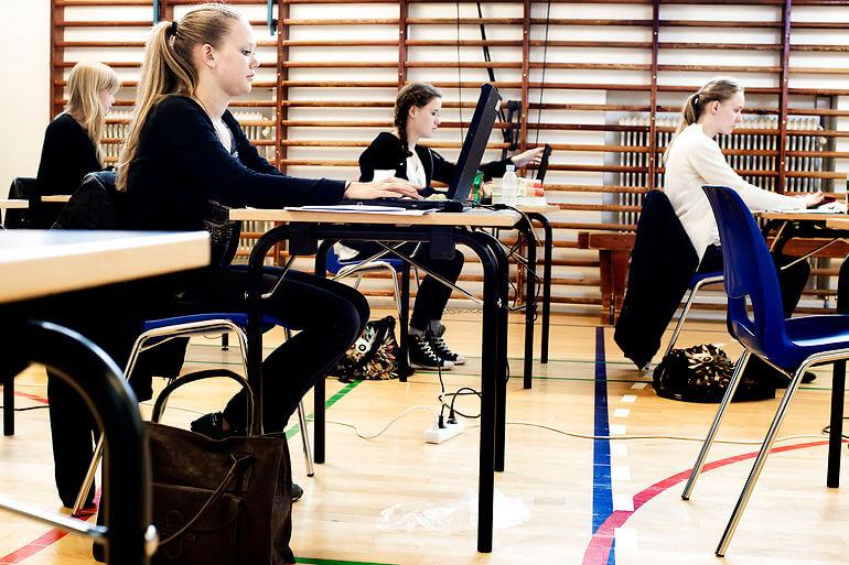 Aarhus vil hjælpe flere udsatte børn frem til folkeskolens afgangsprøve