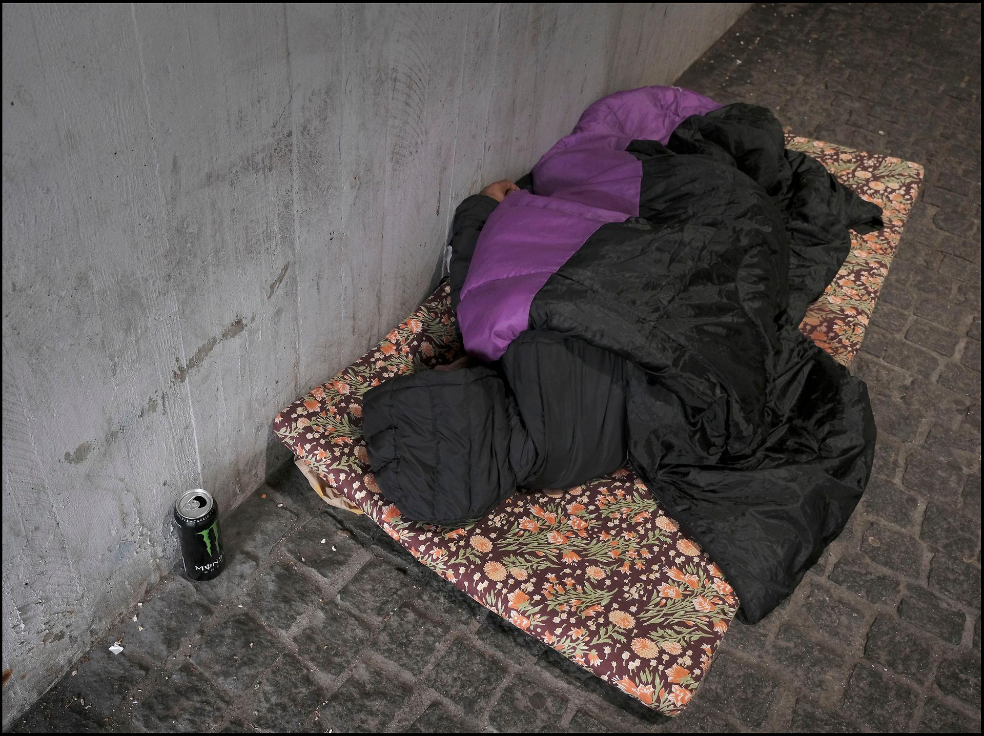 Ny aftale: Kommuner skal få 2.000 hjemløse i bolig